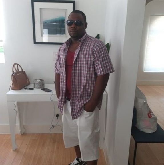 Meet your Posher, Dwayne - Picture 1 of 1